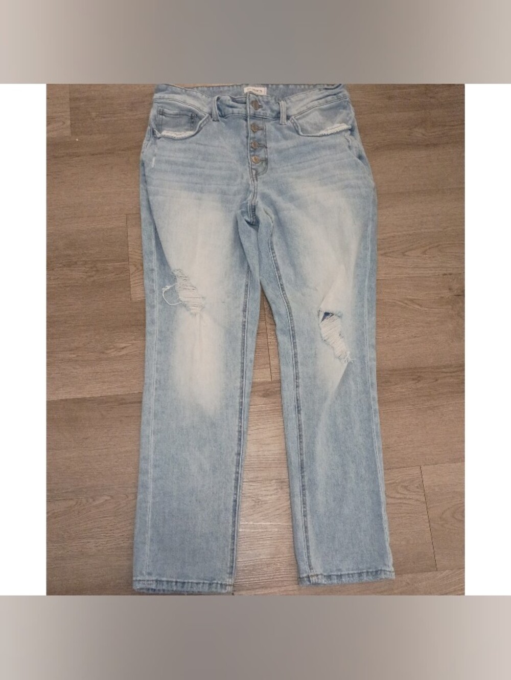 Ripped Jeans